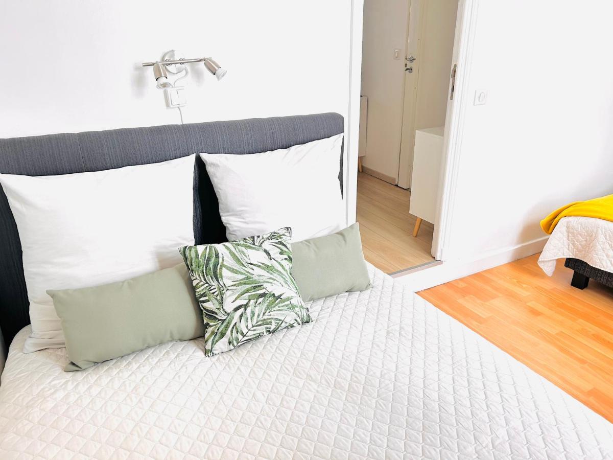 1 Bedroom Flat With Balcony Cannes Center Croisette 6Ppl Exterior foto